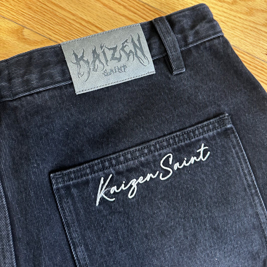 Kaizen Saint Skater Jorts