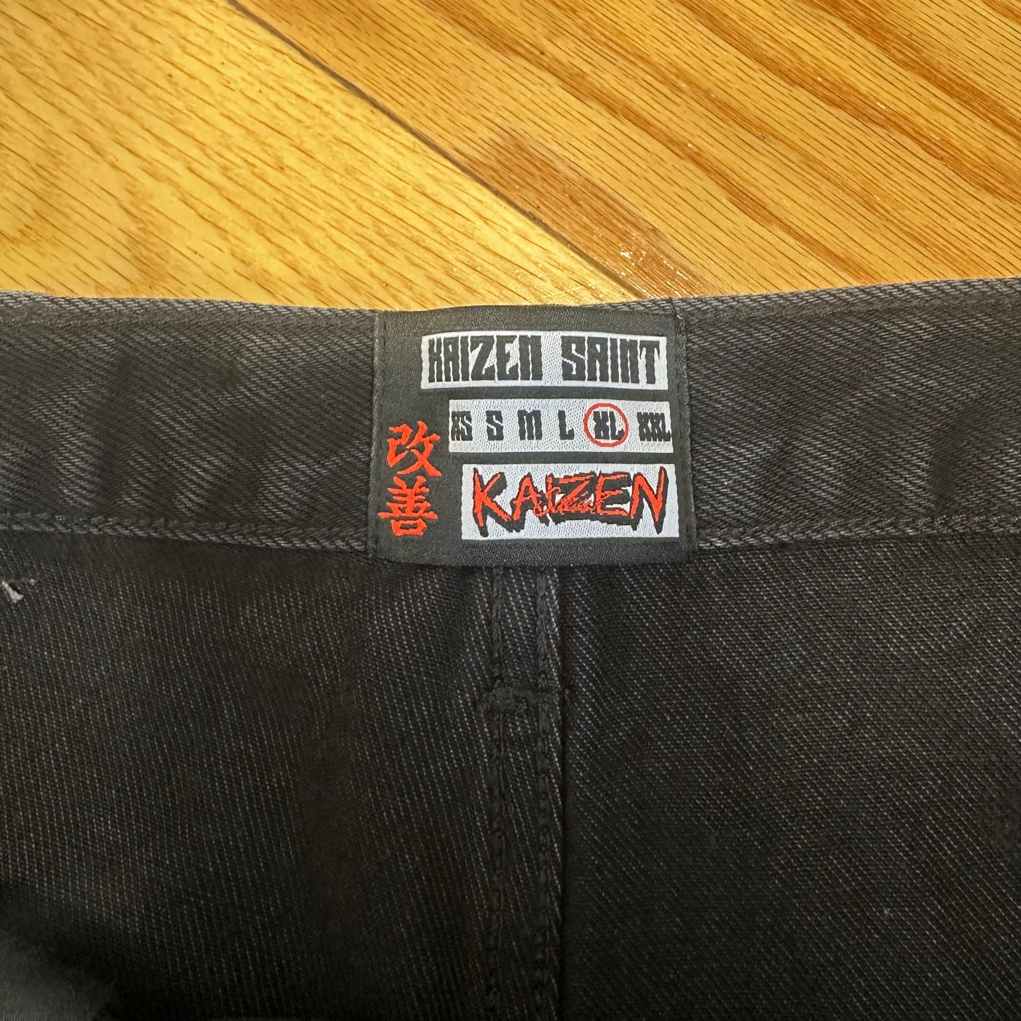 Kaizen Saint Skater Jorts